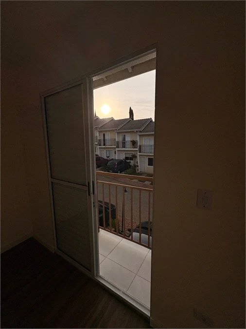 Casa à venda com 2 quartos no condomínio Residencial Ilha de Malta,255, Cotia - SP