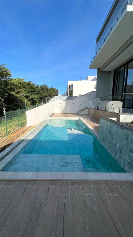 Casa à venda com 3 suítes no condomínio Alphaville Iv, Votorantim - SP