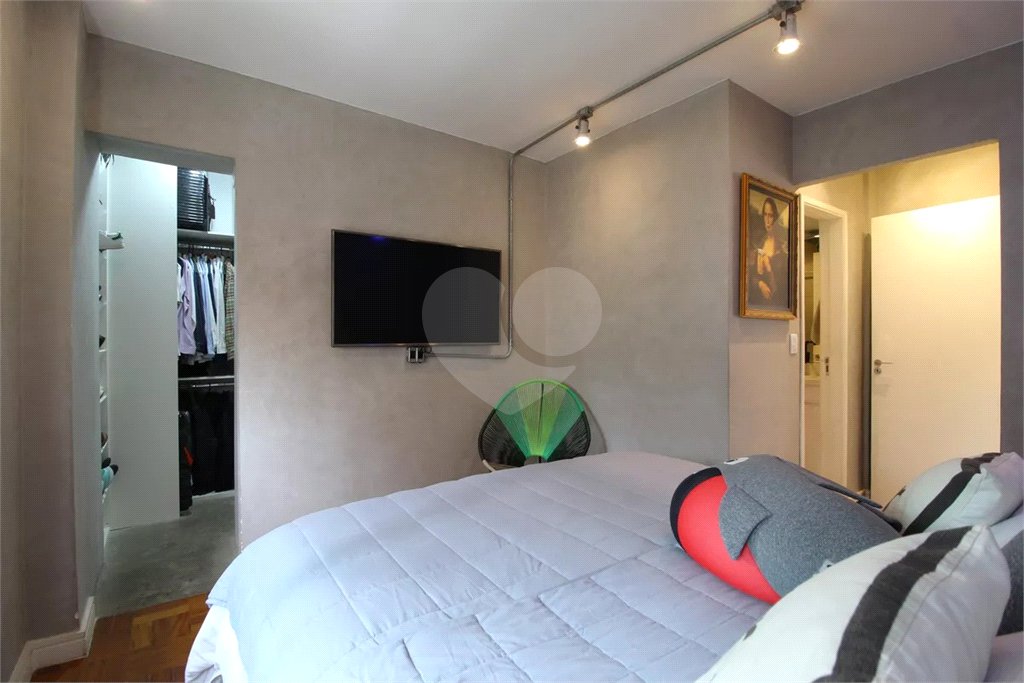 Apartamento à venda com 4 quartos, sendo 3 suítes,  em Campo Belo, São Paulo, SP