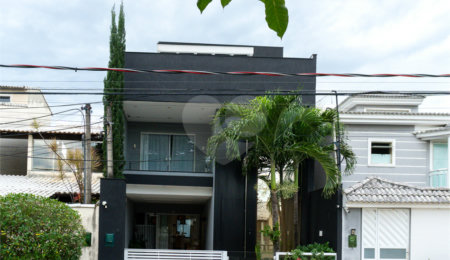 Triplex à venda com 3 suítes em Campo Grande, Rio de Janeiro, RJ
