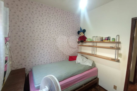 Casa à venda com 3 quartos em Vila Oliveira, Itapetininga, SP