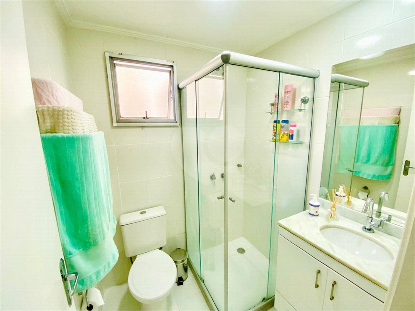 Apartamento à venda com 2 quartos, sendo 1 suíte,  em Água Branca, São Paulo, SP
