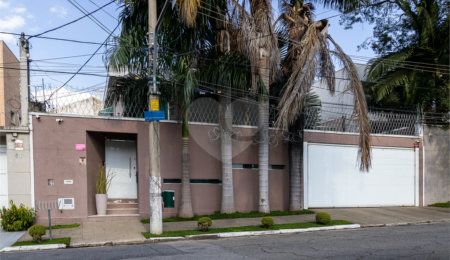 Casa à venda com 4 suítes em Alto da Lapa, São Paulo, SP