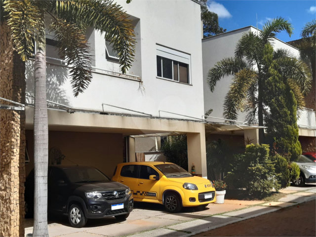 Casa à venda com 4 quartos, sendo 3 suítes,  no condomínio Cond Residencial Villagio da Serra, São Paulo - SP