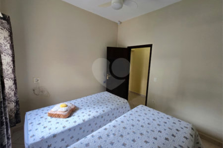 Chácara à venda com 3 quartos, sendo 1 suíte, em Cercadinho, Alambari, SP