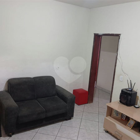 Casa à venda com 4 quartos, sendo 1 suíte,  no Centro, Salesópolis, SP