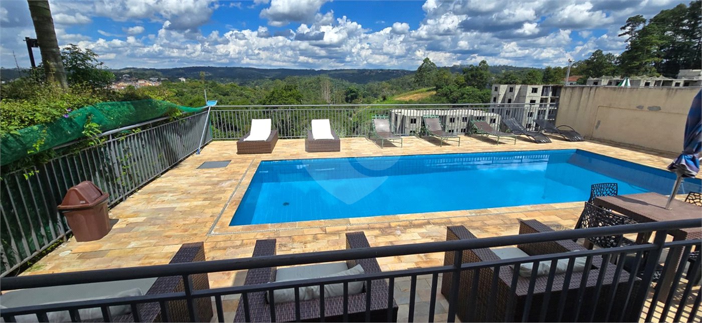 Apartamento à venda com 2 quartos em Jardim Ísis, Cotia, SP