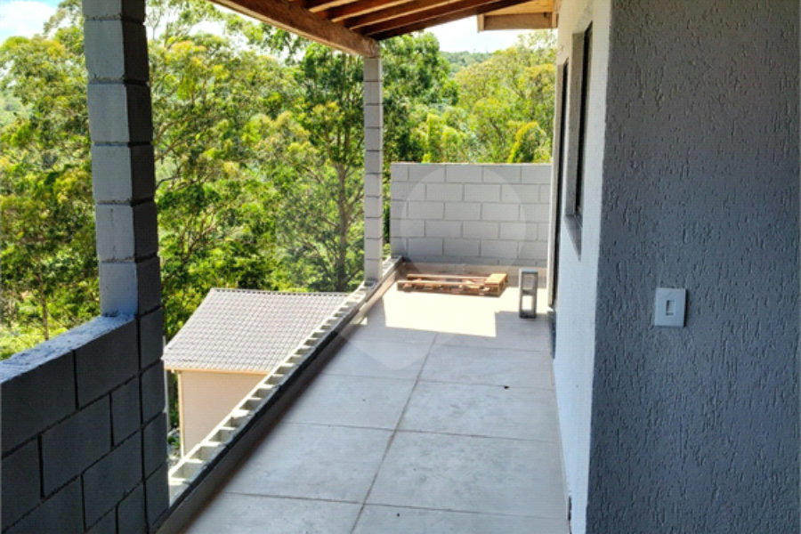 Casa à venda com 2 quartos no condomínio Águas de São Pedro, Mairiporã - SP
