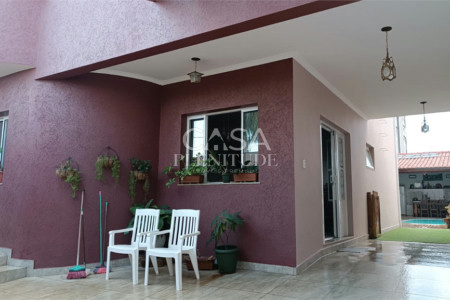 Casa à venda com 3 quartos, sendo 1 suíte,  em Jardim Americano, Sorocaba, SP