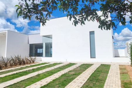 Casa à venda ou para alugar com 4 suítes no condomínio Residencial Delle Stelle, Louveira - SP