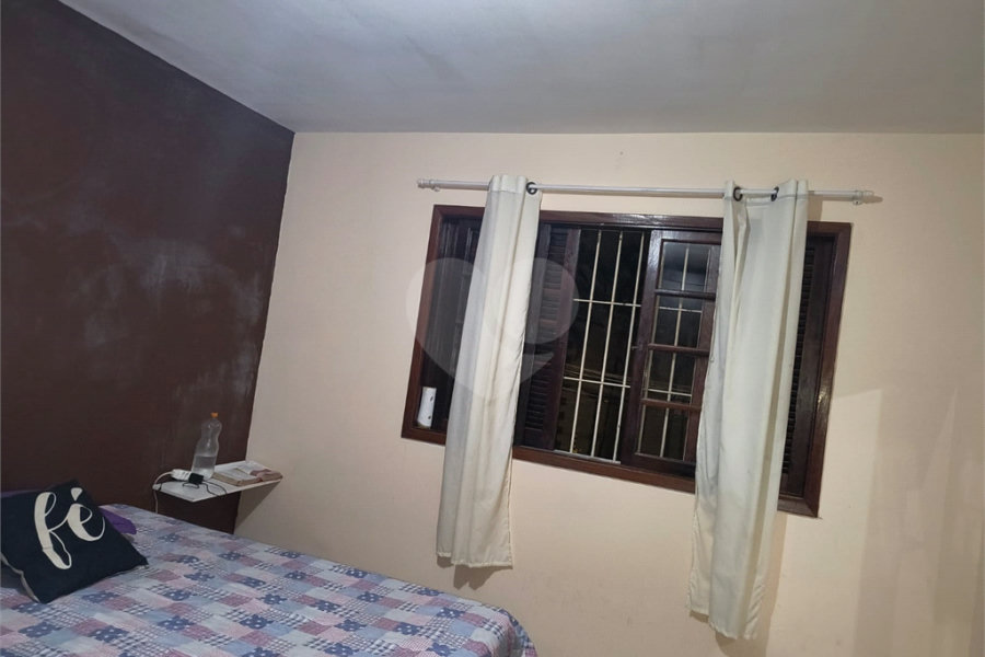 Sobrado à venda com 2 quartos em Tremembé, São Paulo, SP