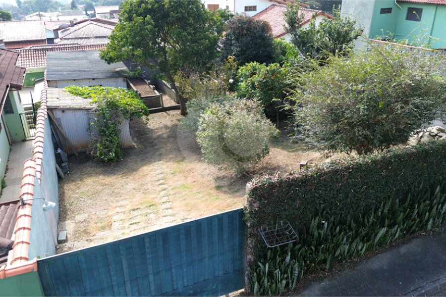 Casa à venda com 3 quartos, sendo 1 suíte, no Centro, Extrema, MG