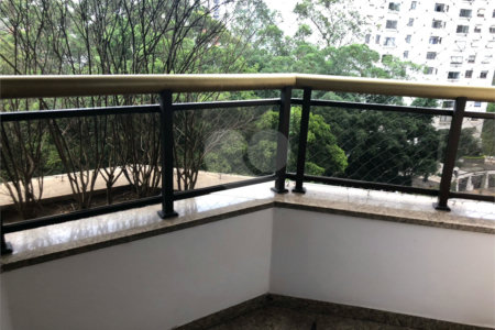 Apartamento à venda com 4 suítes em Vila Suzana, São Paulo, SP