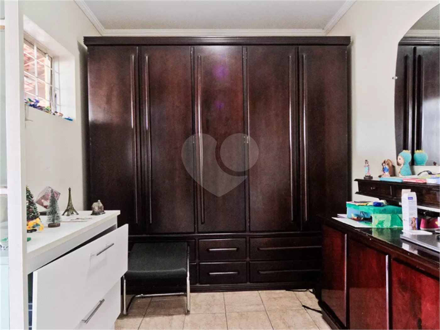 Salão à venda ou para alugar com 3 quartos, sendo 1 suíte, em Jardim Monjolo, São Paulo, SP