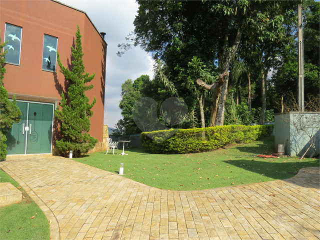 Casa à venda com 3 quartos, sendo 1 suíte,  no condomínio Alpes da Cantareira, Mairiporã - SP