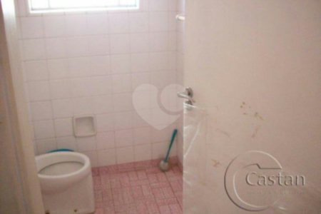 Sobrado à venda com 4 quartos, sendo 1 suíte, em Vila Monumento, São Paulo, SP