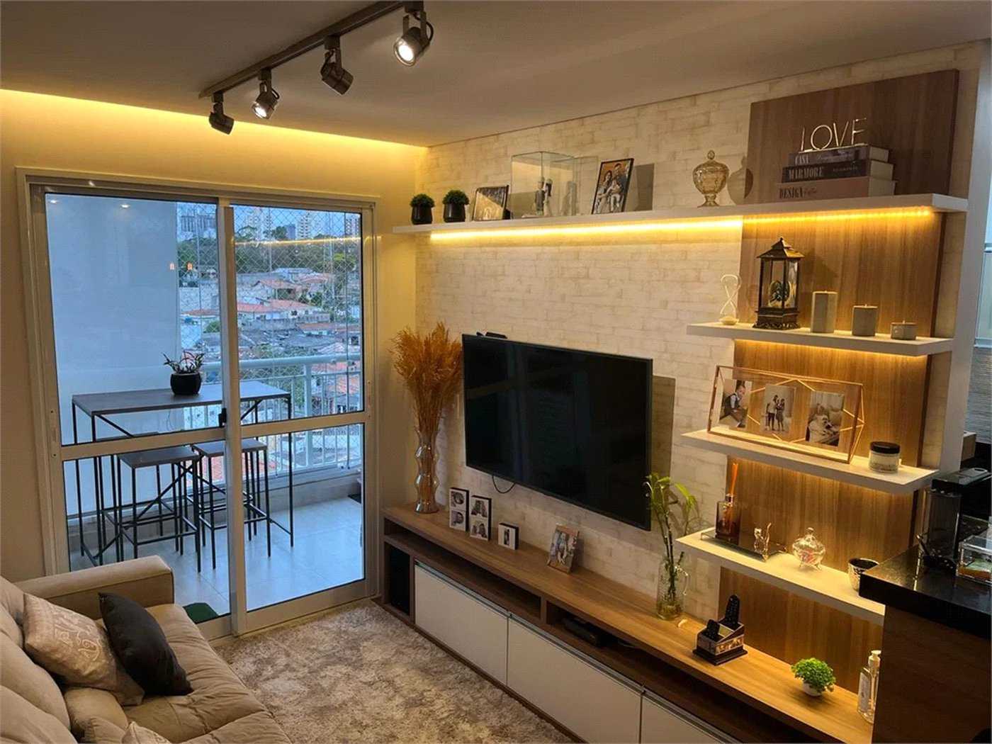 Apartamento à venda com 2 quartos, sendo 1 suíte, em Jardim Vazani, São Paulo, SP