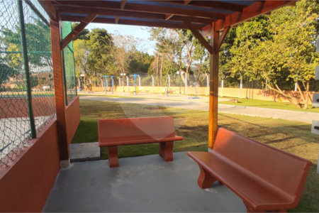 Casa à venda com 3 quartos, sendo 1 suíte, no condomínio Alpes Douro, Bom Jesus dos Perdões - SP
