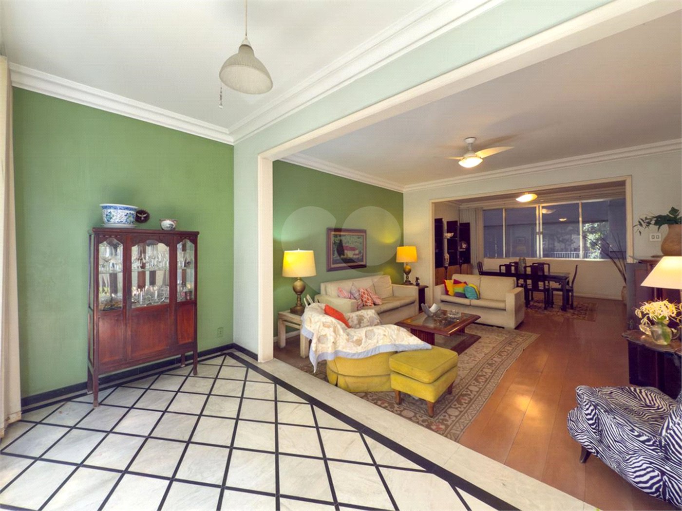 Apartamento à venda com 3 quartos, sendo 1 suíte,  em Copacabana, Rio de Janeiro, RJ