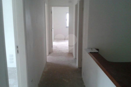 Sobrado à venda com 8 quartos em Vila Tramontano, São Paulo, SP