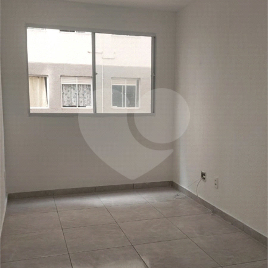 Apartamento à venda com 42m² 2 dormitórios e 1 vaga de garagem