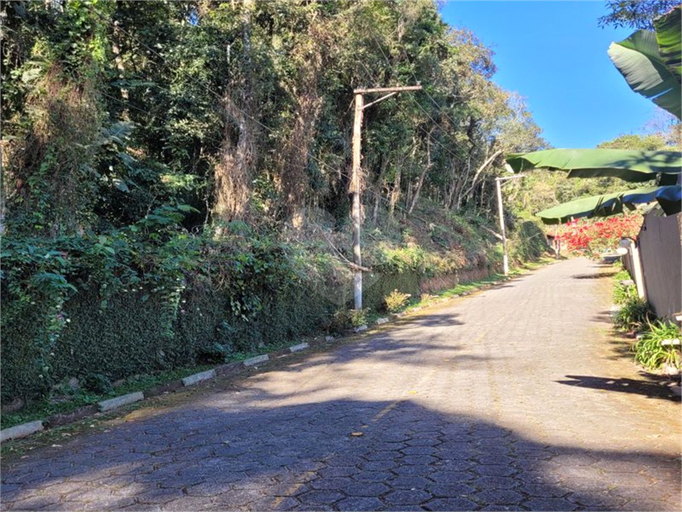 Terreno à venda no condomínio Parque Imperial da Cantareira, Mairiporã - SP