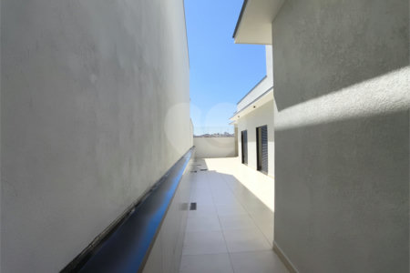 Casa à venda ou para alugar com 3 quartos, sendo 1 suíte, no condomínio Condomíno Helena Maria, Sorocaba - SP