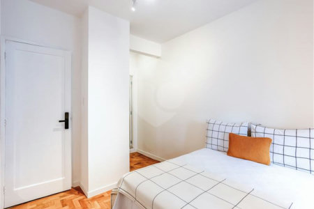 Apartamento à venda com 3 quartos, sendo 1 suíte, em Itaim Bibi, São Paulo, SP