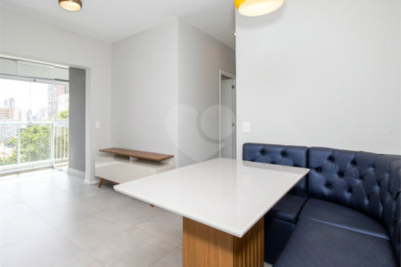 Apartamento à venda com 2 quartos, sendo 1 suíte, em Chácara Santo Antônio (zona Sul), São Paulo, SP