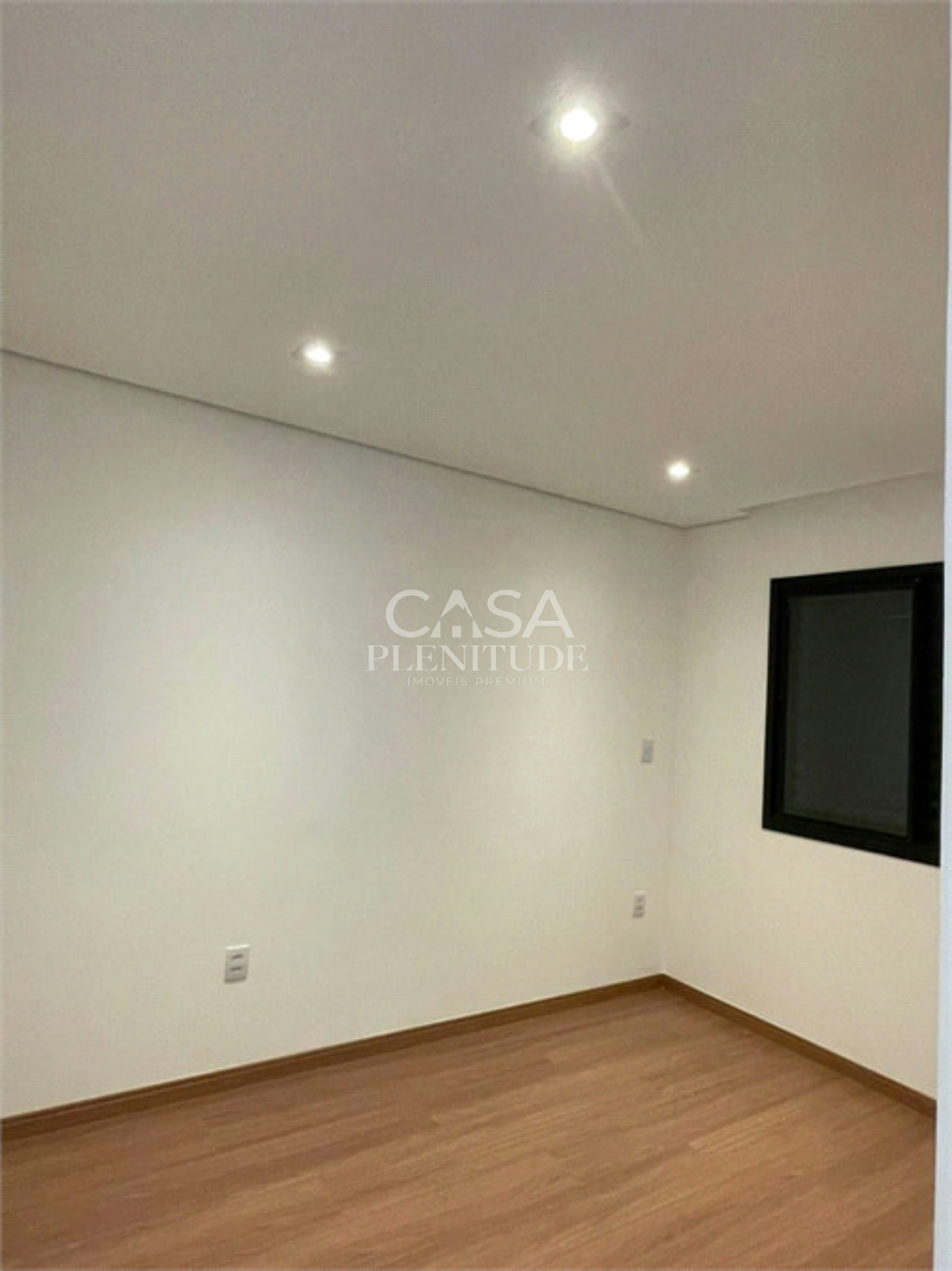 Apartamento para alugar com 2 quartos, sendo 1 suíte,  em Jardim Guarujá, Sorocaba, SP