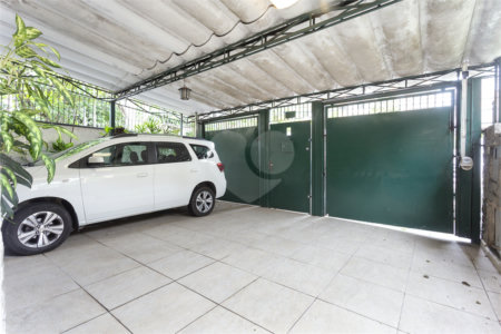 Sobrado à venda ou para alugar com 3 quartos em Jardim das Acácias, São Paulo, SP