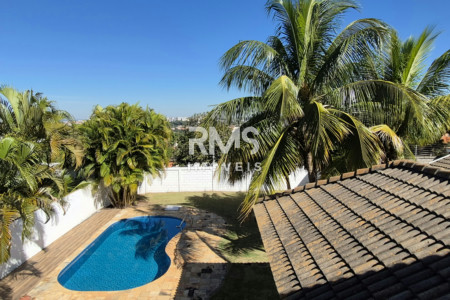 Casa à venda ou para alugar com 3 suítes em Jardim Theodora, Itu, SP