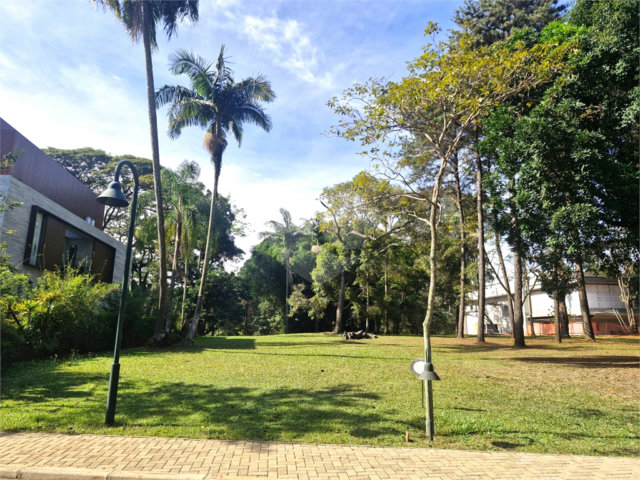 Terreno à venda no condomínio Chácara Santa Helena, São Paulo - SP