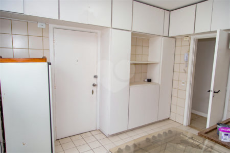 Apartamento à venda ou para alugar com 3 quartos, sendo 1 suíte, em Cerqueira César, São Paulo, SP