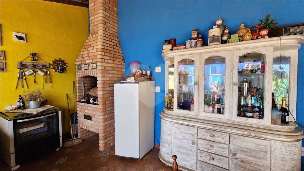 Sobrado à venda com 4 quartos, sendo 1 suíte, em Vila Romão, Salto, SP