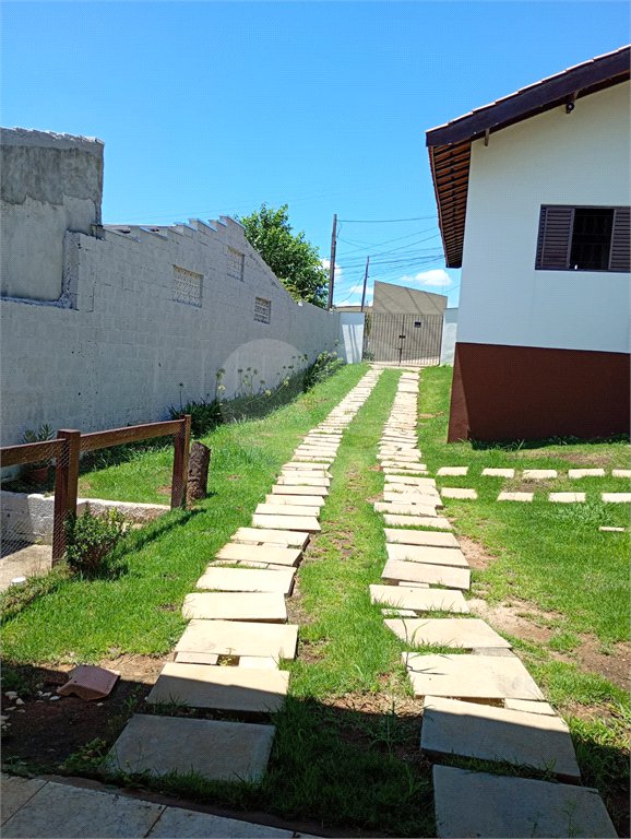 Casa Térrea à venda com 3 quartos em Guaxinduva, Atibaia, SP