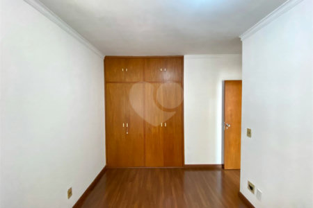 Apartamento à venda com 2 quartos, sendo 1 suíte, no Centro, Ribeirão Preto, SP