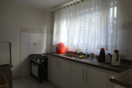 Sobrado à venda com 4 suítes em Santa Teresinha, São Paulo, SP