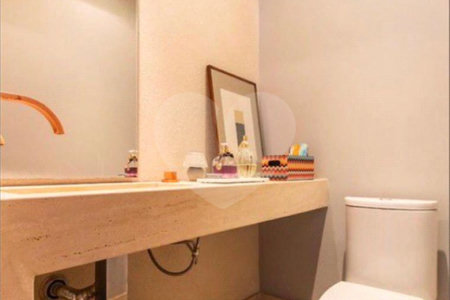 Apartamento à venda com 4 quartos, sendo 3 suítes, em Campo Belo, São Paulo, SP