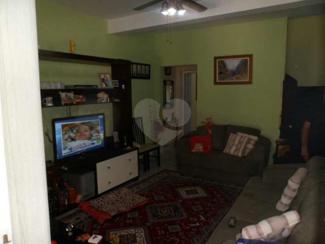 Sobrado à venda com 3 quartos, sendo 1 suíte,  em Vila Medeiros, São Paulo, SP