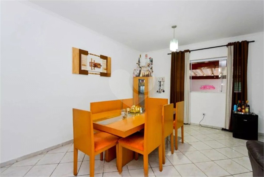 Casa à venda com 3 quartos, sendo 1 suíte,  em Jardim Aida, Guarulhos, SP