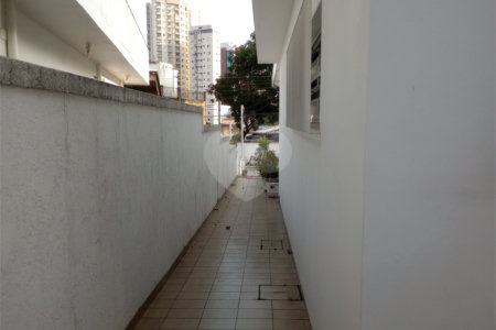 Casa à venda ou para alugar com 2 suítes em Saúde, São Paulo, SP