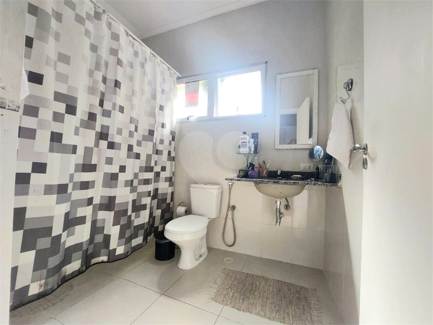 Sobrado à venda com 3 quartos, sendo 2 suítes, em Vila Pompéia, São Paulo, SP