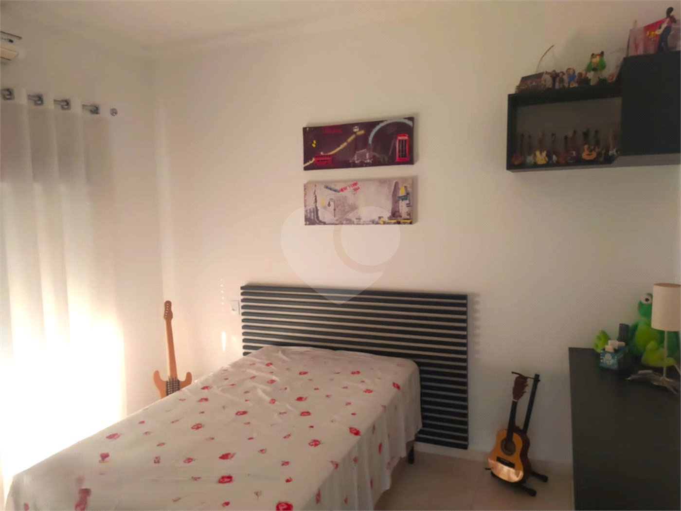 Casa à venda com 3 quartos, sendo 2 suítes,  no condomínio Ibiti Royal Park, Sorocaba - SP