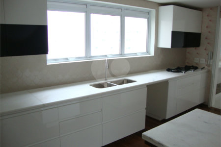 Apartamento à venda com 4 suítes em Jardim Fonte do Morumbi, São Paulo, SP