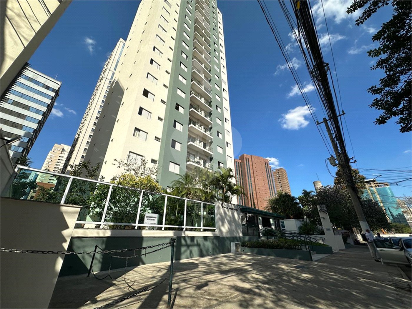 Apartamento para alugar com 2 quartos, sendo 1 suíte, em Itaim Bibi, São Paulo, SP