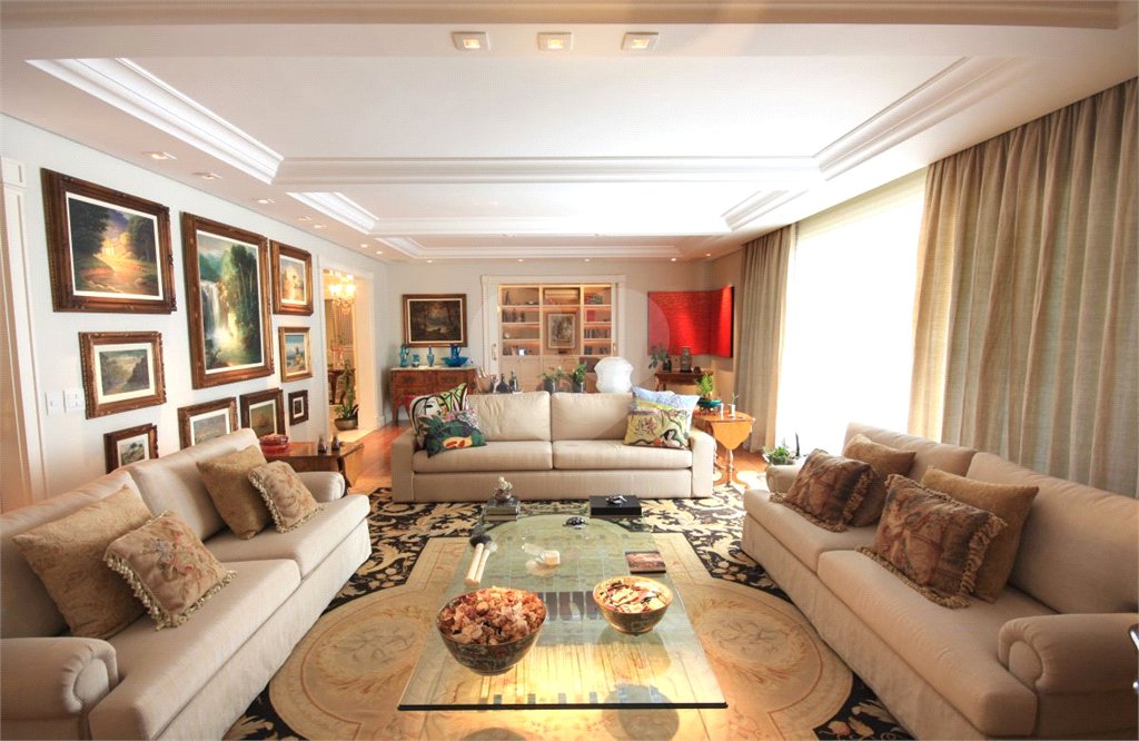 Apartamento à venda com 3 suítes em Alto da Boa Vista, São Paulo, SP