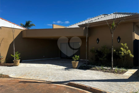 Casa à venda com 3 quartos, sendo 1 suíte,  em Vila Progresso, Itapetininga, SP