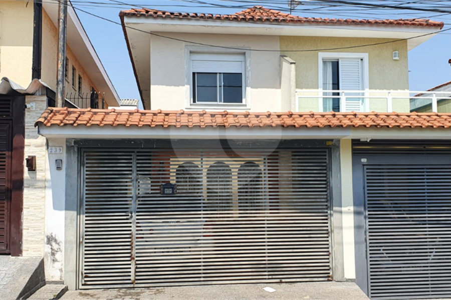 Sobrado à venda com 3 quartos, sendo 1 suíte,  em Horto, São Paulo, SP