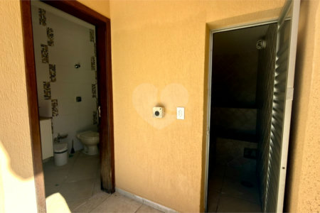 Casa à venda com 4 suítes no condomínio Parque Village Castelo, Itu - SP